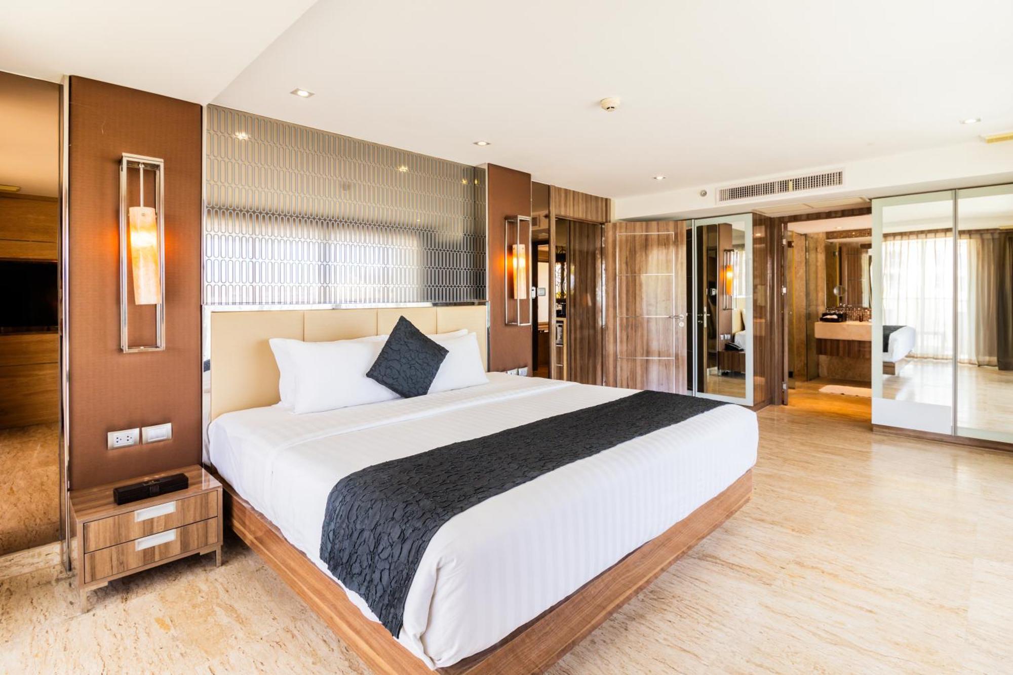 The Sanctuary Resort Pattaya, BW Signature Collection Exterior photo