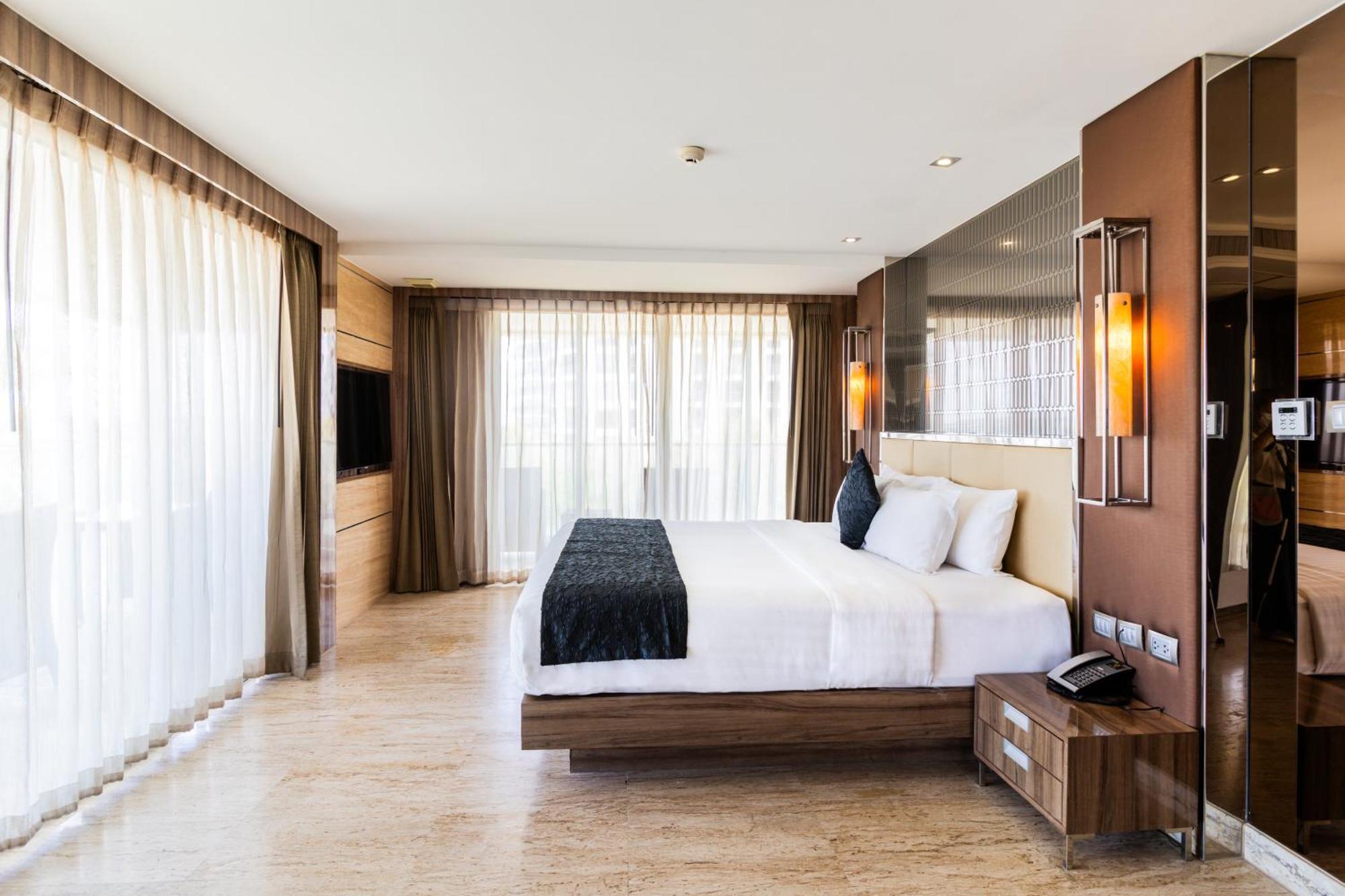 The Sanctuary Resort Pattaya, BW Signature Collection Exterior photo
